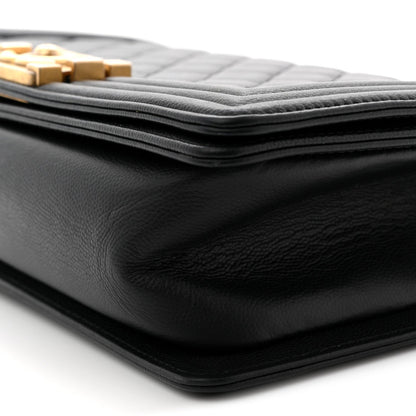 Caviar Quilted Medium Boy Flap Black