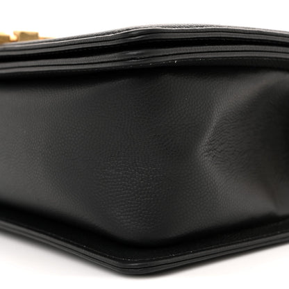 Caviar Quilted Medium Boy Flap Black